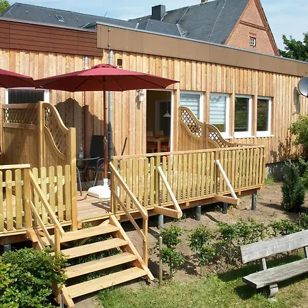 Komfortable In Seeholz Mit Eigener Terrasse
